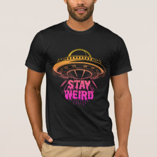 UFOの風変わり滞在 Tシャツ