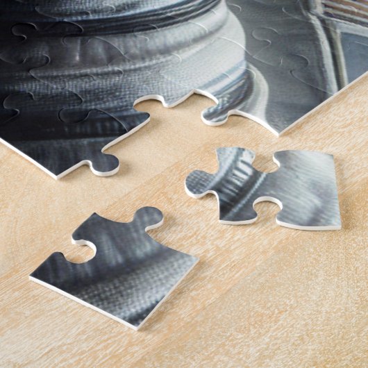 UFOを反射した宇宙飛行士 ジグソーパズル (側面)