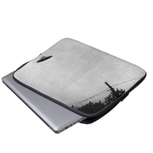 UFOエイリアン地球外宇宙探査機トップの秘密 ラップトップスリーブ (正面下部)