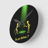 UFOエイリアン拉致👽お前はいる? ラウンド壁時計 (傾斜)
