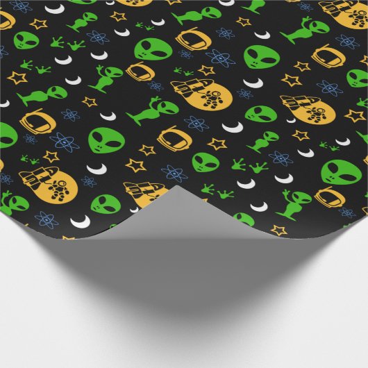 UFOエイリアン、星と宇宙船誕生日 ラッピングペーパー (角)