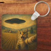 UFOキャットギフト付きエイリアンおもしろい自撮り キーホルダー (裏面)