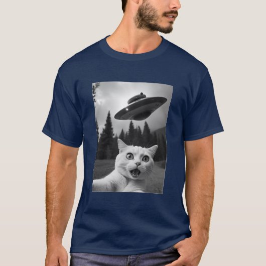 UFOニュージャージーのドローンおもしろい猫の自撮り Tシャツ (正面)