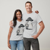 UFOフラワー - 空想的で楽しいエイリアンとの遭遇 Tシャツ (ユニセックス)