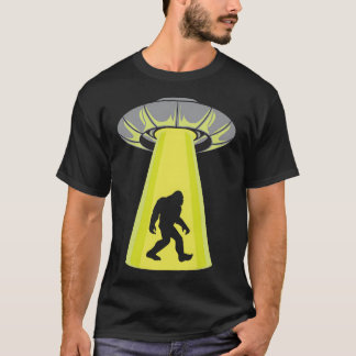 Ufo拉致ビッグフットエイリアンアブダクトサスカッチフライイン Tシャツ