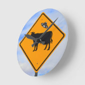 UFO牛の横断標識 ラウンド壁時計 (傾斜)