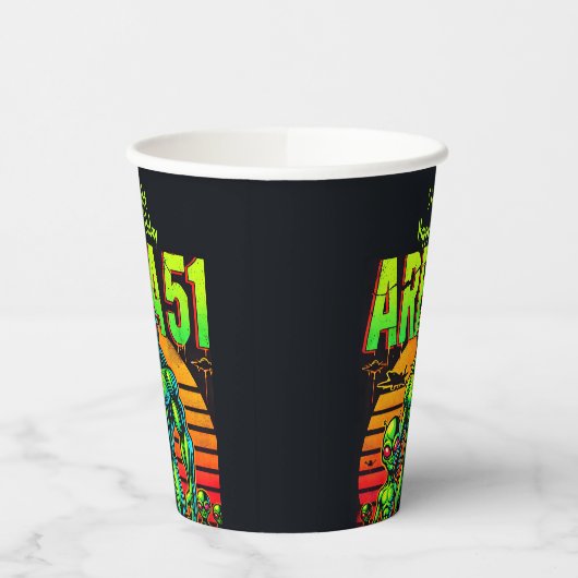 UFO白熱［赤熱］光を放つが領域51を越えて現れる 紙コップ (左)