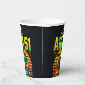 UFO白熱［赤熱］光を放つが領域51を越えて現れる 紙コップ (右)