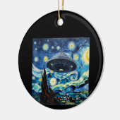 UFO目撃おもしろい星空の夜のエイリアン私はなりたい セラミックオーナメント (左)