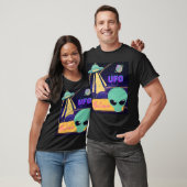 UFO、地球外生命体を信じる Tシャツ (ユニセックス)