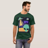 UFO、地球外生命体を信じる Tシャツ (正面フル)