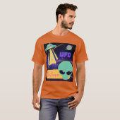 UFO、異星人 信じる Tシャツ (正面フル)