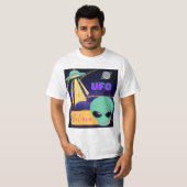 UFO、異星人 信じる Tシャツ (正面フル)