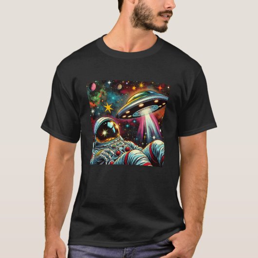 UFO Ai Artと宇宙に浮かぶ宇宙飛行士 Tシャツ (正面)