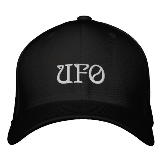 UFO Embroidered Hat 刺繍入りキャップ (正面)