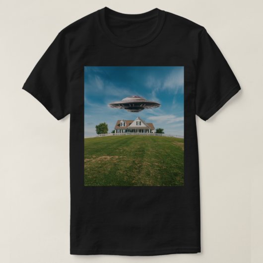 UFO In Yard Black Men's Tシャツ (デザイン正面)