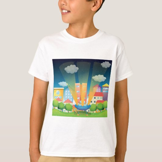 UFO Landing in a Bright City Night Scene Tシャツ (正面)