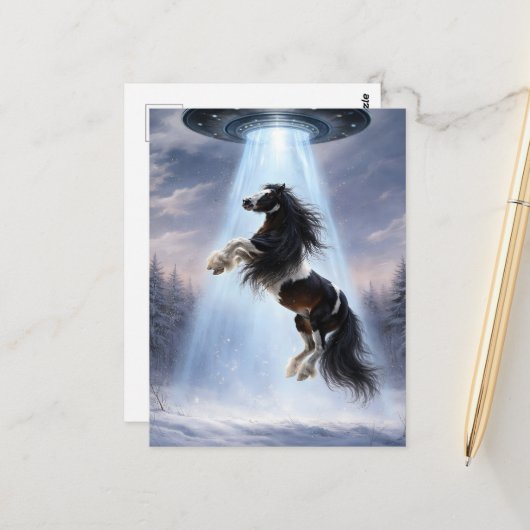 UFO picking up a Spotted Gypsy Vanner Horse ポストカード (正面/裏面インサイチュ)