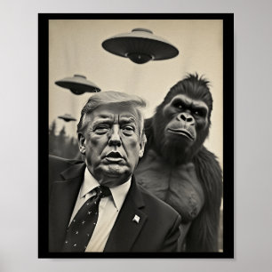 Ufosおもしろいエイリアンでトランプビッグフット自撮風変わり影 ポスター