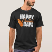 Ugly Hanukkah Happy Challah Days Tシャツ (正面)
