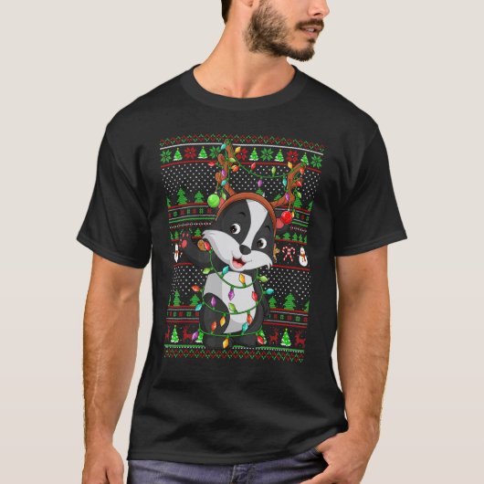 Ugly Xmas Sweater Style Lighting Badger Christmas Tシャツ (正面)