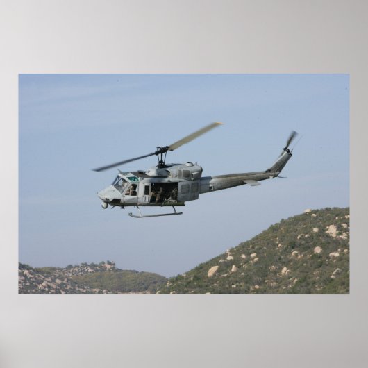UH-1N Huey ポスター (正面)