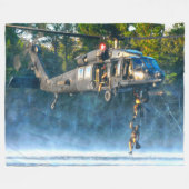 UH-60Mブラックホーク フリースブランケット (正面(横))