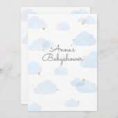 Uitnodiging babyshower jongen wolken lichtblauw 招待状 (正面/裏面)