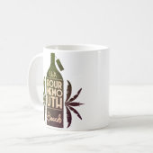 UKボーンマスビーチグリーンボトル  コーヒーマグカップ (正面左)