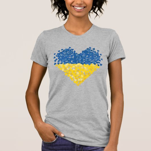 Ukraine is in my heart. Ukrainian flag. Support. Tシャツ (正面)