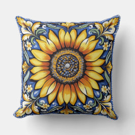 Ukrainian folk art.  クッション