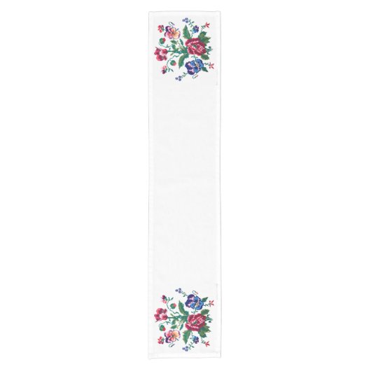 Ukrainian traditional vushuvanka folk art pattern. ショートテーブルランナー (正面)