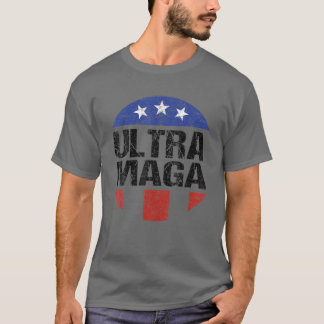 Ultra Maga Funny American Flag Lover Tシャツ