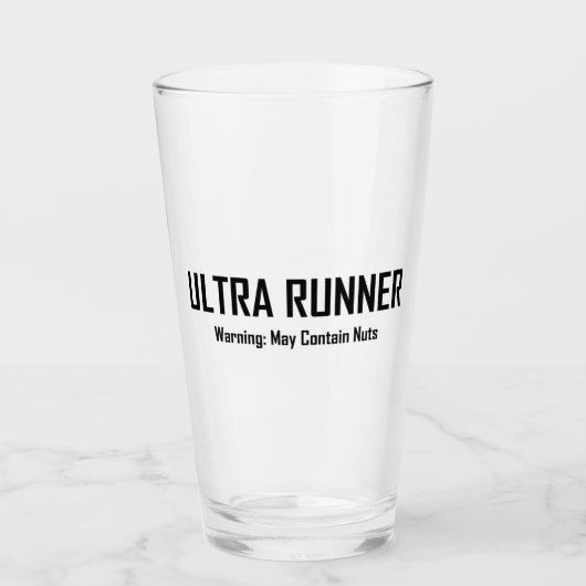 Ultra Runnerにはナット警告が含まれている可能性がある タンブラーグラス (正面)