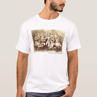 UMassのフットボール1888年 Tシャツ