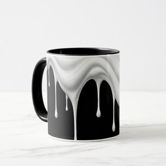 Un effet liquide coulant le long d'un mug. マグカップ (正面左)