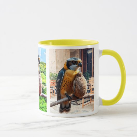 Un faucon veille sur son petit fauconneau. マグカップ (右)