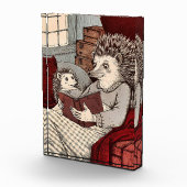 Un hérisson dans une couverture lisant un livre à  フォトブロック (右)