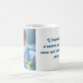 -Un voyage unique à travers des paysages étonnants コーヒーマグカップ (中央)