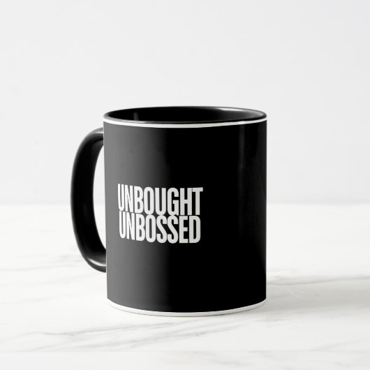 Unbought Unbossed Bold Chisholm Graphic Tee マグカップ (正面左)