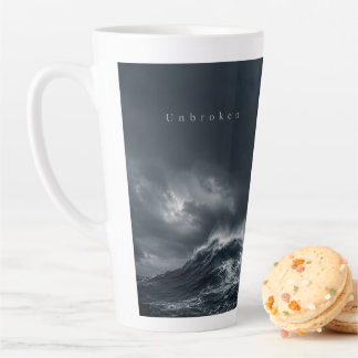 Unbroken - 暗い嵐の海の美学の引用 カフェラテマグ