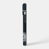 Unbroken - 暗い嵐の海の美学の引用 iPhone 15ケース (左側面)