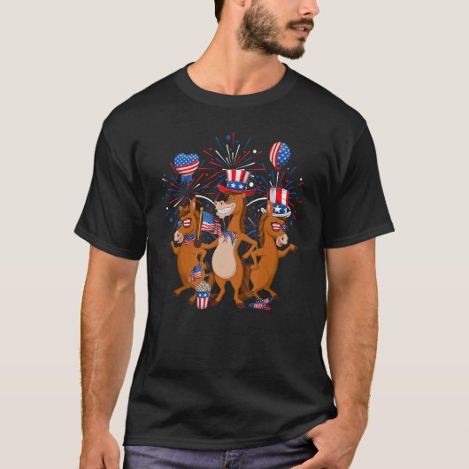 Uncle Sam Horses USA Flag Indepedence Day 4th Of J Tシャツ (正面)