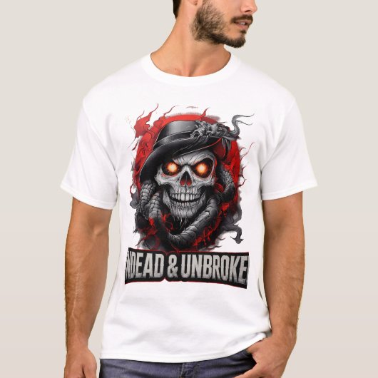 Undead & Unbroken Dark Skull Horror Gothic Art Tシャツ (正面)