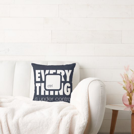 Under ctrl クッション (ソファ)