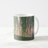 "Under the Willows"の画像が入った11オンスマグ コーヒーマグカップ (正面右)