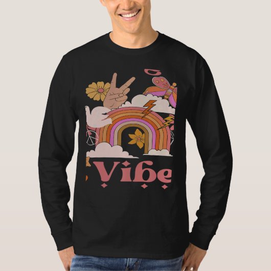 Undergrad Vibes School Groovy Retro Boho Rainbow C Tシャツ (正面)