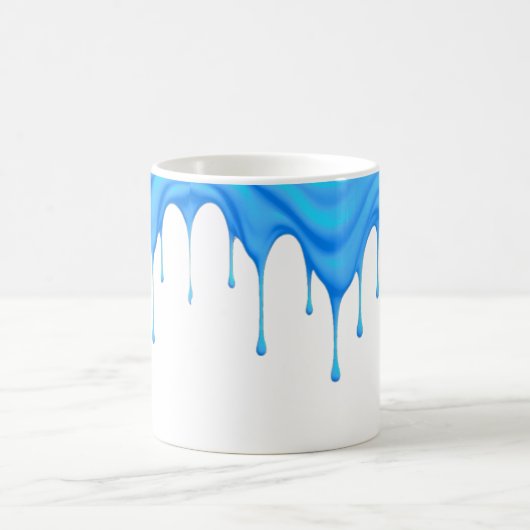 Une crème bleue coule le long d'un mug. コーヒーマグカップ (中央)