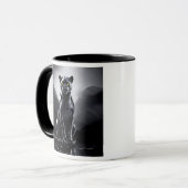 Une panthère noire aux reflets lumineux. マグカップ (正面左)