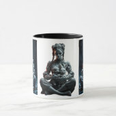 Une poupée au visage de porcelaine et ses lapins. マグカップ (中央)